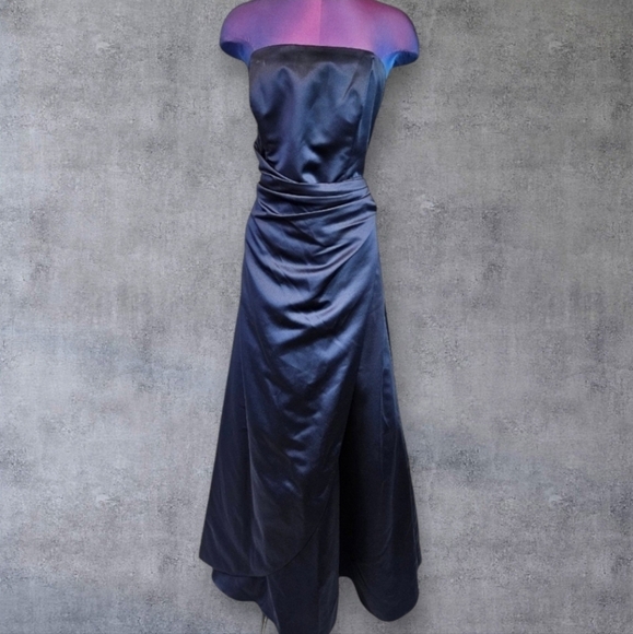 David's Bridal Navy Satin Strapless Ball Gown Formal‎ Dress Size 14 Women's - Picture 1 of 10